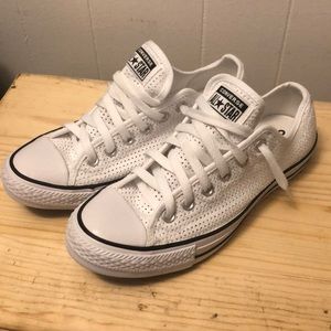 Converse size 9